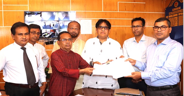 মনোনয়নপত্র জমা দিলেন জাপার তাপস