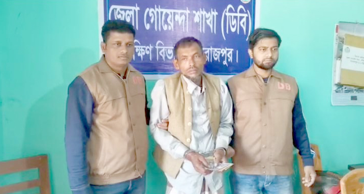 জাতির পিতার সমাধীতে পদোন্নতিপ্রাপ্ত চার অতিরিক্ত আইজিপির শ্রদ্ধা