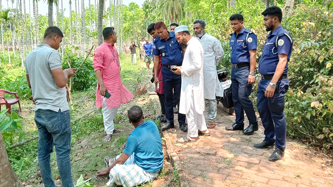 রিকশাচালককে হাতুড়ি দিয়ে পিটিয়ে হত্যা, খোয়া গেছে রিকশা