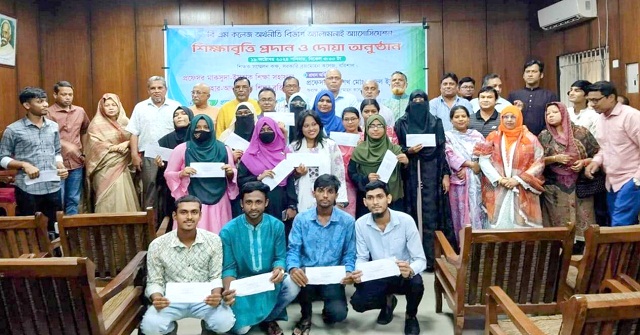 বিএম কলেজে অ্যালামনাই অ্যাসোসিয়েশনের উদ্যোগে দোয়া 