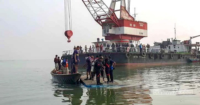  ফেরি ডুবি:  ৬ দিনপর সহকারী মাস্টার পিরোজপুরের হুমায়‍ুনের লাশ ‍উদ্ধার 
