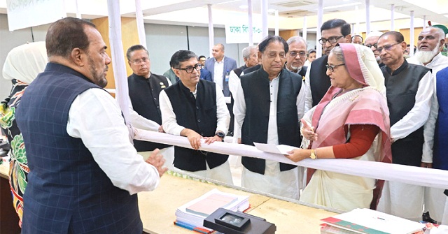  প্রথম দিনে আ’লীগের ১০৭৪ মনোনয়ন ফরম বিক্রি, আয় সোয়া ৫ কোটি