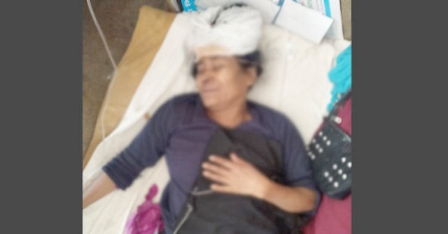 কলাপাড়ায় স্বেচ্ছাসেবক লীগের মাস্ক বিতরণ