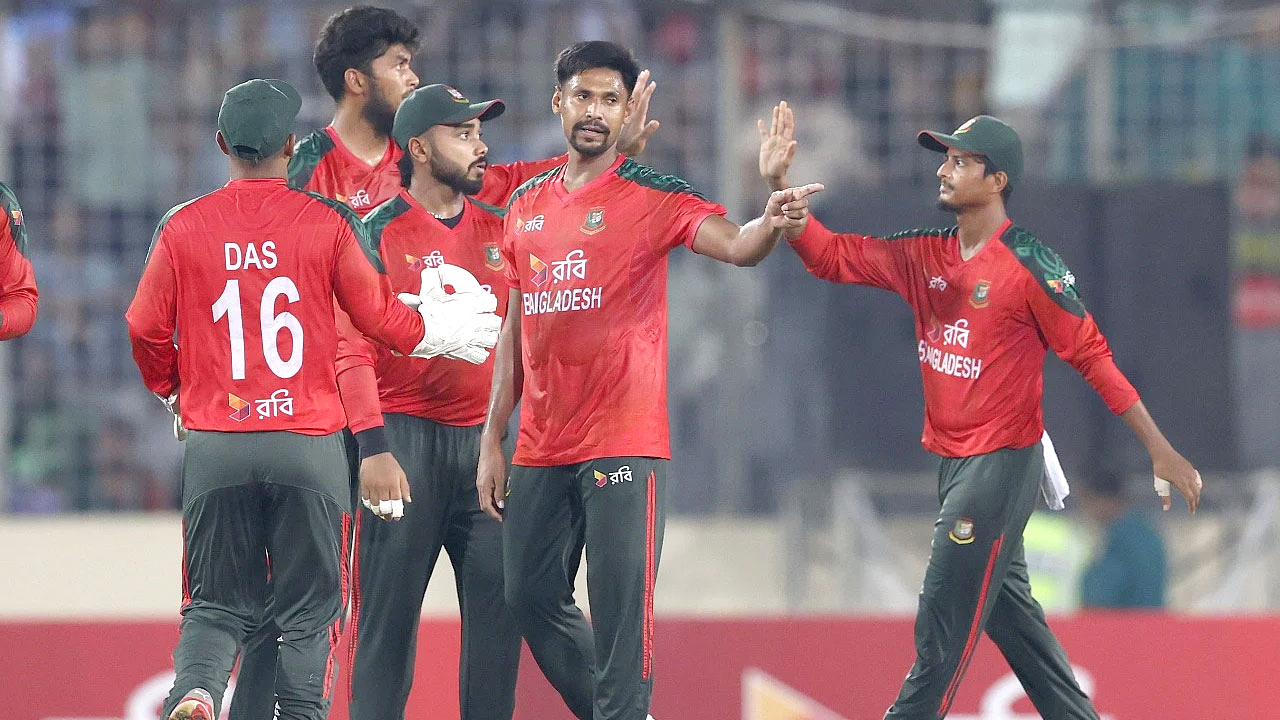 পাকিস্তানকে উড়িয়ে টি-টোয়েন্টি সিরিজ শুরু বাংলাদেশের