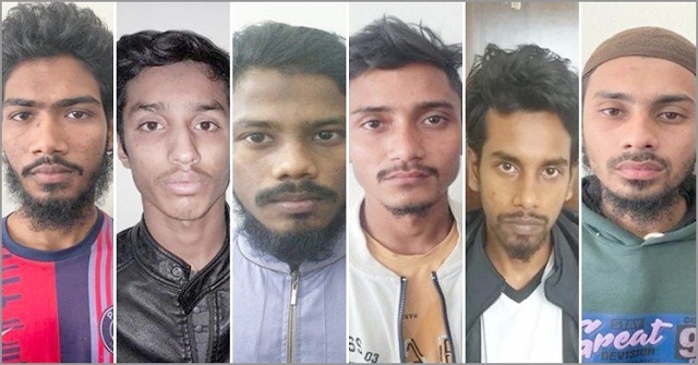  আমতলীতে খাল বিল ফেটে চৌচির