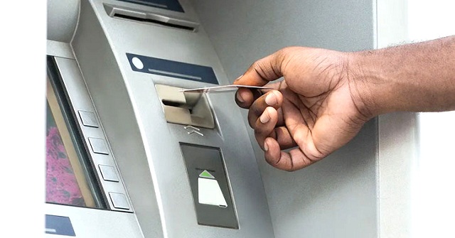 চালু হচ্ছে টাকা-রুপি ডেবিট কার্ড