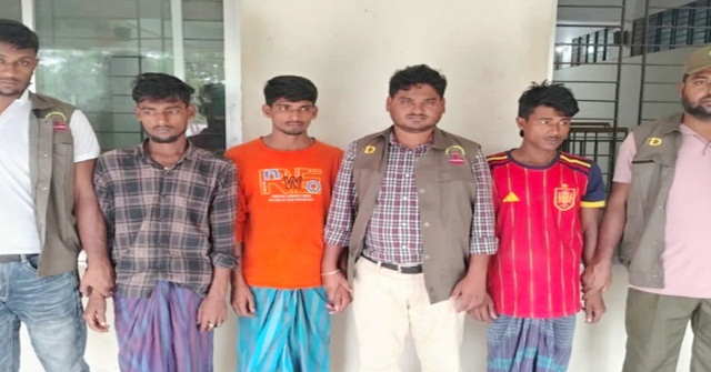 ভোলায় খালে বিষ দিয়ে মাছ শিকার, ৩ জেলে কারাগারে