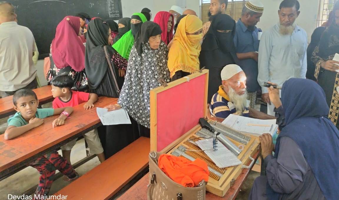 মঠবাড়িয়ায় বিনামূল্যে চক্ষু ক্যাম্প অনুষ্ঠিত 