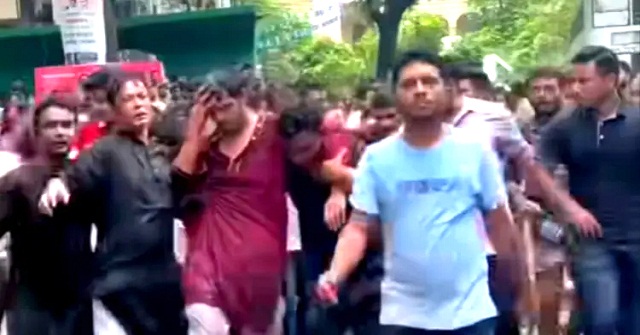 জকসু ভিপি-জিএসকে ক্যাম্পাস থেকে বের করে দিলো ছাত্রদল