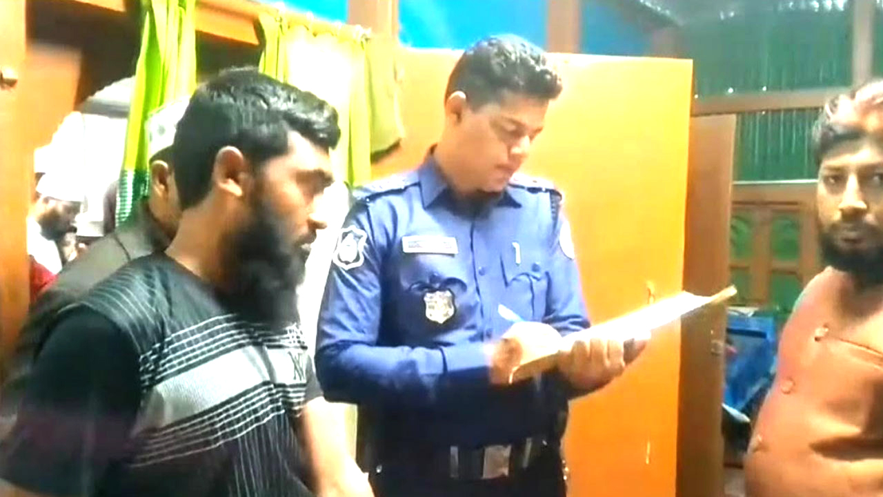 কলাপাড়ায় গৃহবধূকে হত্যা করে ডাকাতি, আতঙ্কে এলাকাবাসী