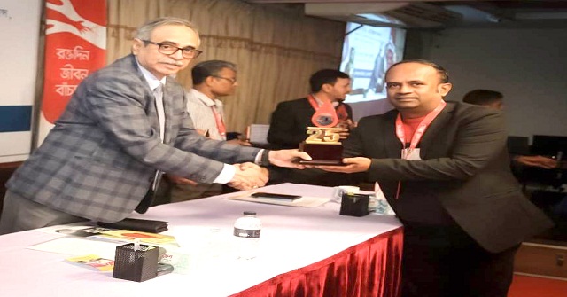 কোয়ান্টাম  ল্যাবে ২৫তম বার  রক্তদান করলেন একুশে টেলিভিশনের মার্কেটিং ম্যানেজার কার্তিক দাস