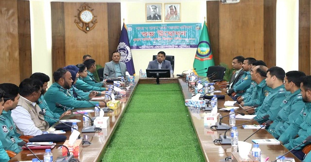 জার্সি খুলে উদযাপন: বাতিল হলো গোল, দেখলেন হলুদ কার্ড