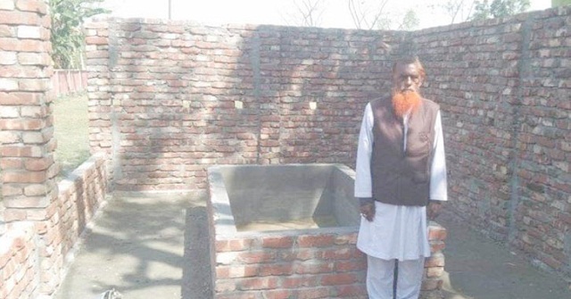 নিজের কবর নিজেই খুঁড়ে পাকা করলেন দুলাল