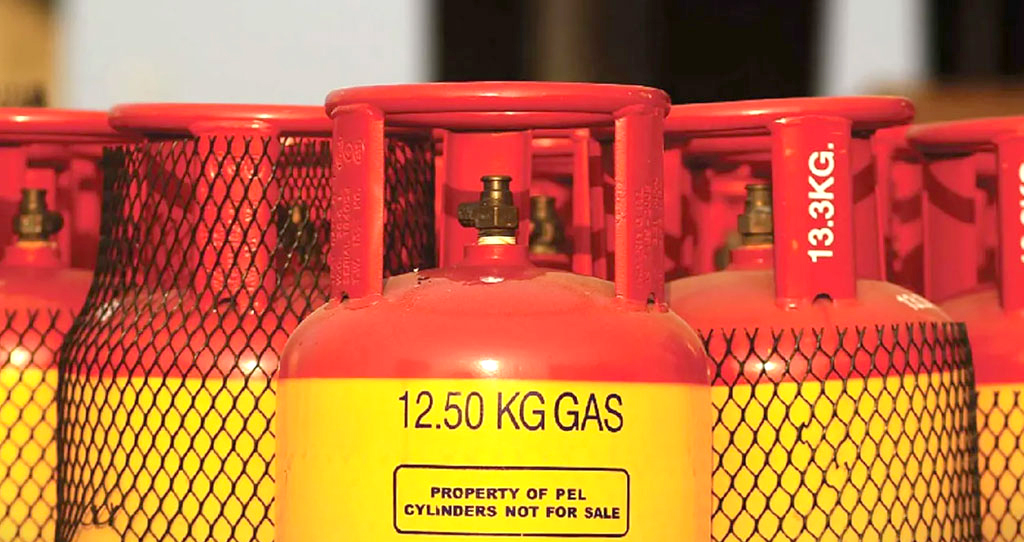 বাড়ল এলপি গ্যাসের দাম