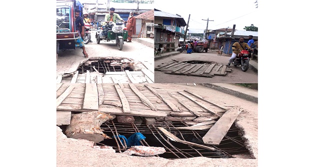  লালমোহন চতলা খালের উপর নির্মিত ব্রিজটি মরণ ফাঁদে পরিণত