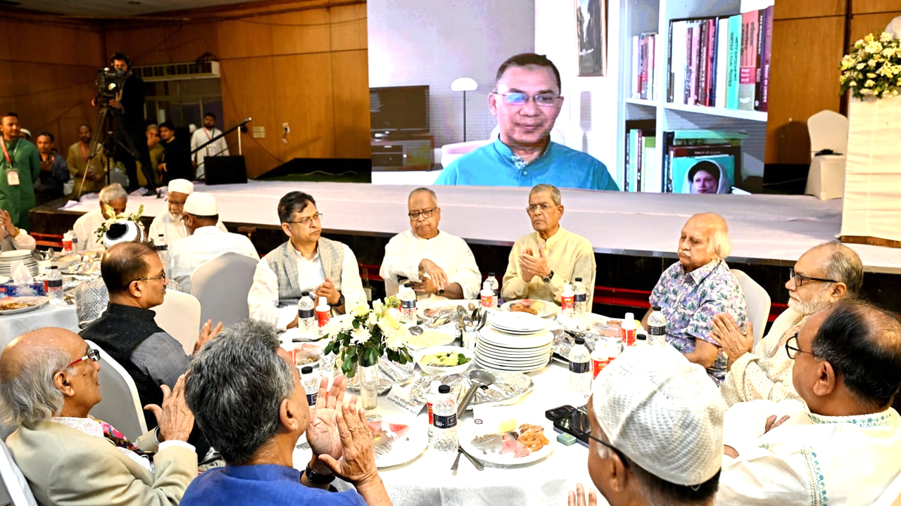 সংস্কার ও নির্বাচনকে মুখোমুখি করা রাজনৈতিক উদ্দেশ্যমূলক : তারেক রহমান