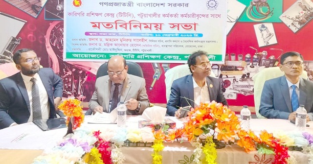 প্রবাসীদের হয়রানি রোধে কাজ করছে সরকার: সচিব