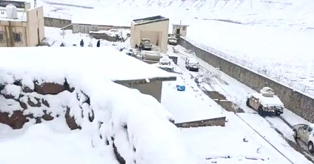 অবৈধ পথে ইরানে প্রবেশ চেষ্টা, তীব্র শীতে ৪০ আফগান অভিবাসীর মৃত্যু