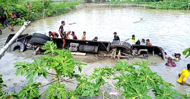 ঝালকাঠিতে বাস দুর্ঘটনায় আহত ৩৩ জন সুস্থ হয়ে বাড়ি ফিরেছেন