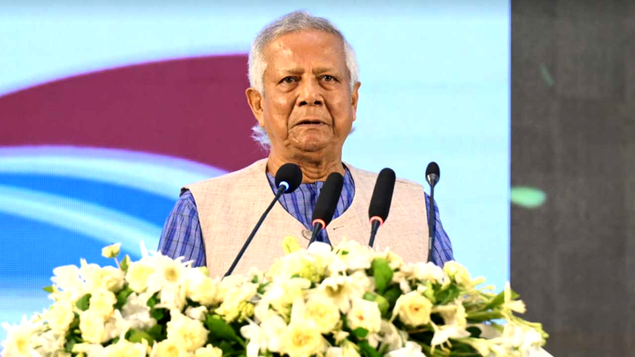পৃথিবীর সর্বনাশের জন্য আমরা আসামি : প্রধান উপদেষ্টা