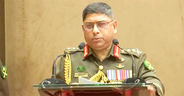 দেশ ও জাতিকে নিরাপদ জায়গায় নিয়ে যেতে চাই: সেনাপ্রধান