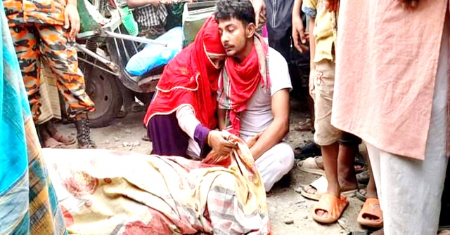 ভোলায় বাস-অটোরিকশা সংঘর্ষে নিহত ৩