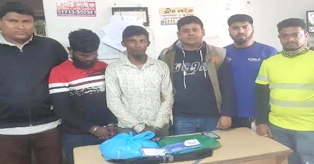 উজিরপুরে ২ কেজি গাঁজাসহ দুইজন আটক