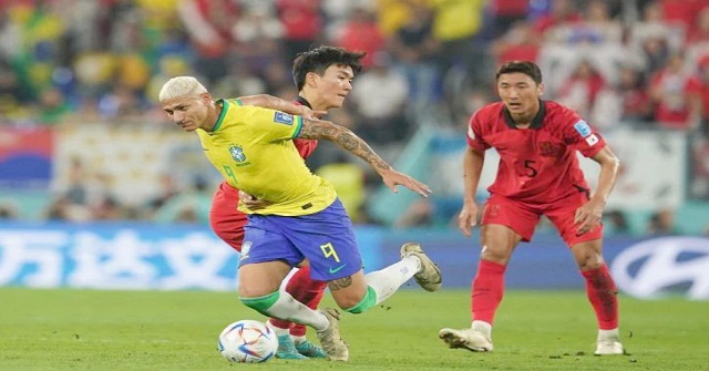  অ্যানড্রয়েড মোবাইল না পেয়ে স্কুলছাত্রের আত্মহত্যা 