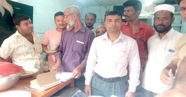 মঠবাড়িয়ায় ৪ প্রতিষ্ঠানকে জরিমানা