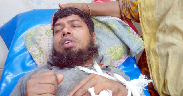 আগৈলঝাড়ায় মাটি কাটা নিয়ে সংঘর্ষে গ্রাম পুলিশসহ আহত ৩ 