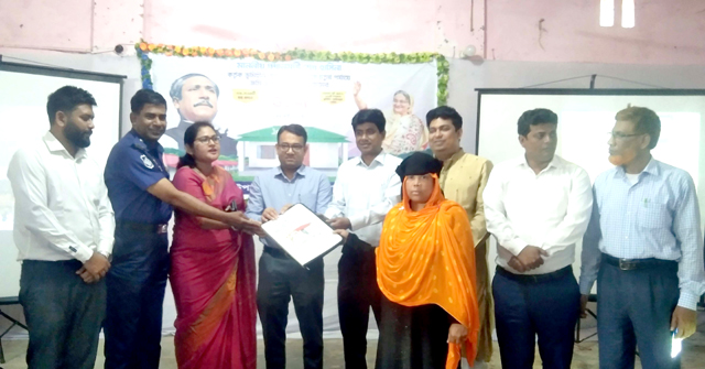 মঠবাড়িয়ায় আশ্রয়ণের ঘর পেলেন ২৭০টি পরিবার