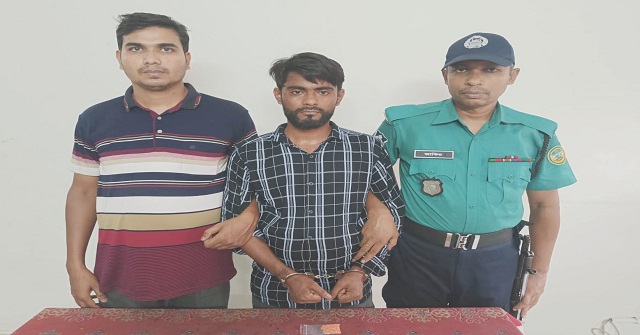 বরিশালে ৫০ পিস ইয়াবাসহ মাদক ব্যবসায়ি আটক 