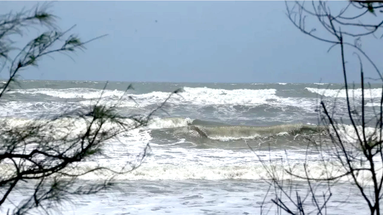 আগামী ৪৮ ঘণ্টার মধ্যে লঘুচাপ সৃষ্টির আভাস