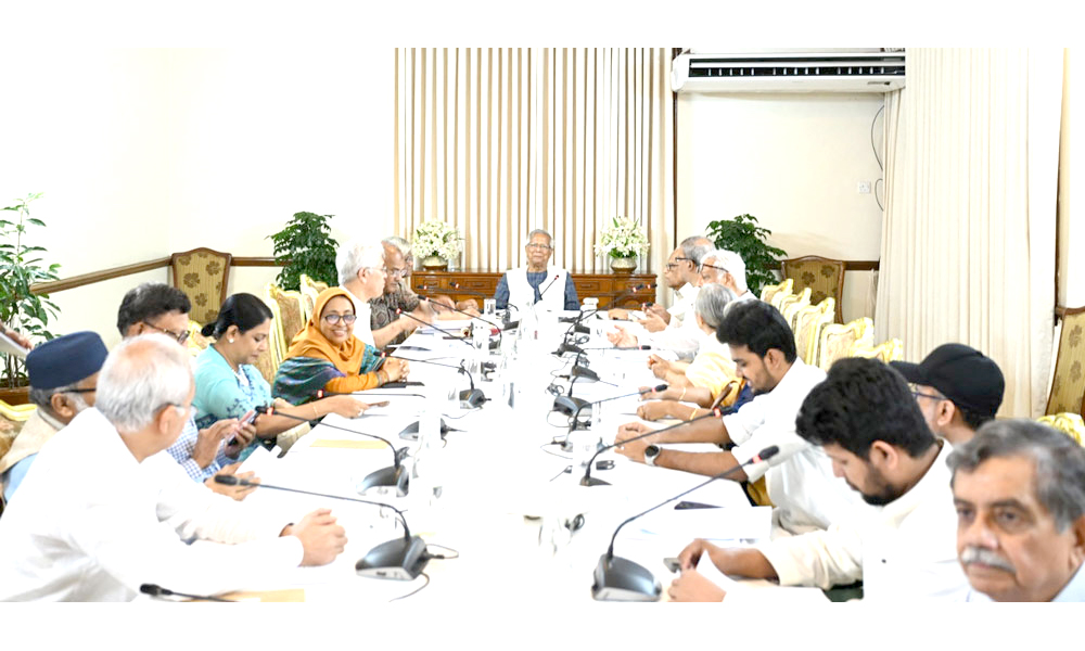আ. লীগ নিষিদ্ধ নিয়ে জরুরি বৈঠকে উপদেষ্টা পরিষদ
