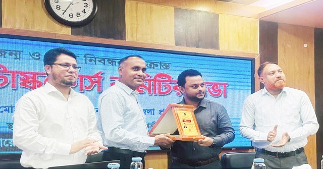 বরিশাল বিভাগের শ্রেষ্ঠ ইউএনও গলাচিপার ইজাজুল হক