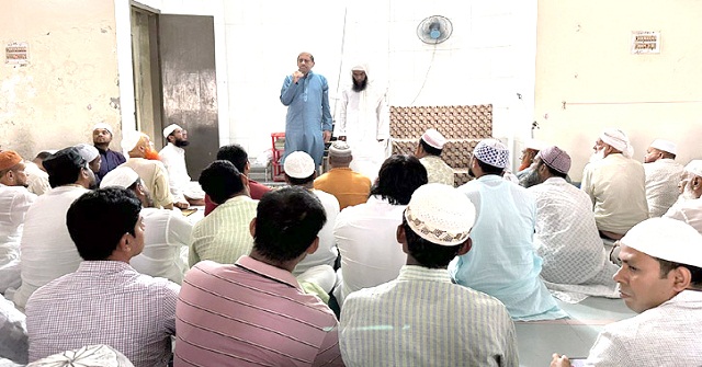 ভোটের আগে জুমায় সরব প্রার্থীরা