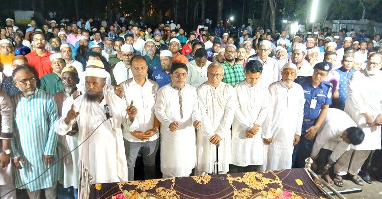 শহীদ জসিম উদ্দিনের মেয়ের দাফন সম্পন্ন, ধর্ষকদের শাস্তি দাবি