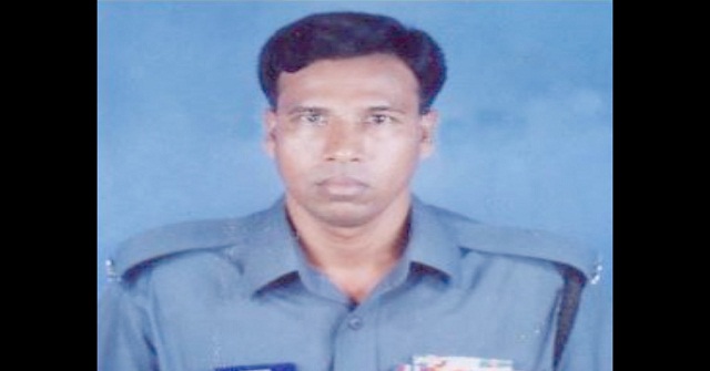  'আমার মৃত্যুর জন্য কেউ দায়ী নয়' চিরকুট লিখে পুলিশ সদস্যের আত্মহত্যা
