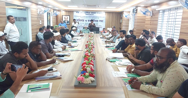 কলাপাড়ায় হলুদ সাংবাদিকতা প্রতিরোধ ও বস্তুনিষ্ঠ সাংবাদিকতা শীর্ষক সেমিনার 