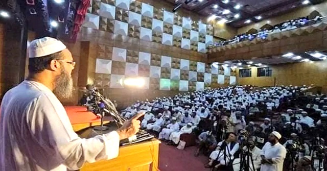 শিক্ষাকারিকুলাম সংশোধনে সরকারকে বাধ্য করা হবে : ফয়জুল করীম