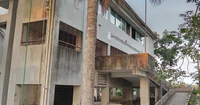 ঝালকাঠিতে খুলে দেওয়া হয়েছে সাইক্লোন শেল্টার, প্রস্তুতি সম্পন্ন