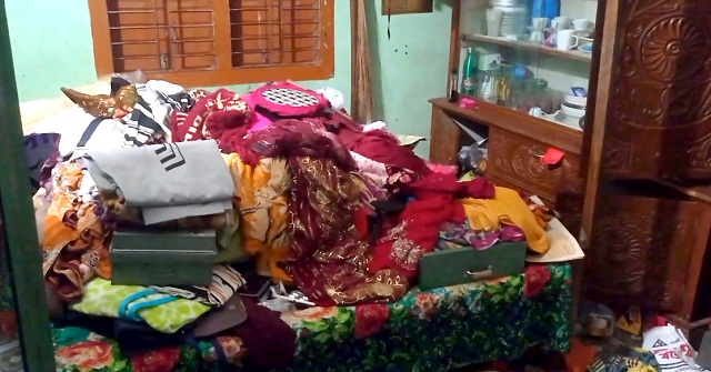 কাঁঠালিয়ায় প্রবাসীর বাড়িতে ডাকাতি, নারীসহ আহত ৩