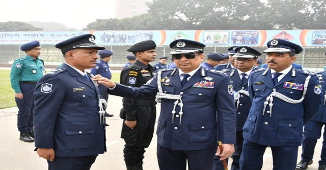 আইজি ব্যাজ পেলেন বিএমপি’র দুই কর্মকর্তা