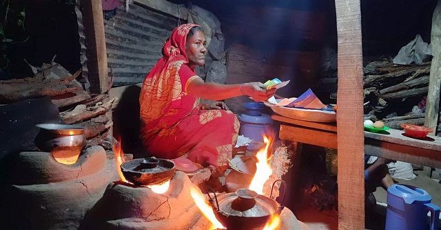 আকলিমা নাসিমার তিনমাসের পিঠার জীবন