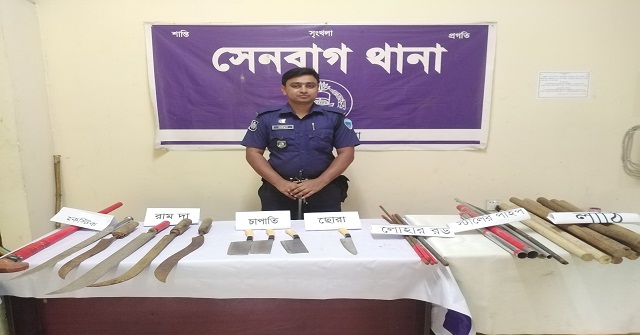 নোয়াখালীতে দেশীয় অস্ত্র উদ্ধার