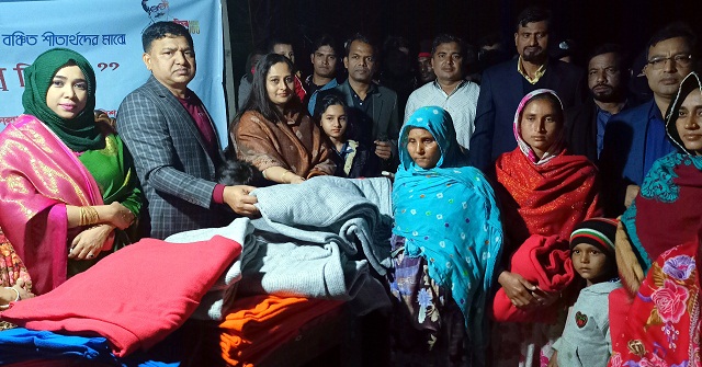 বরিশাল জেলা পুনাকের উদ্যোগে বেঁদে ও অসহায় পরিবারের মাঝে কম্বল বিতরন
