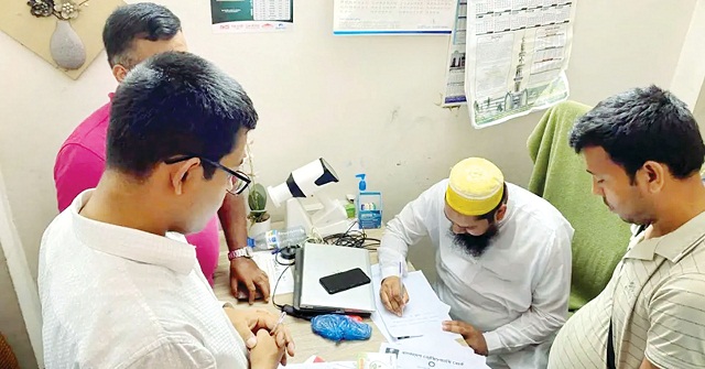 পিরোজপুরে রোগী সেজে ডিজিএফআইয়ের ফাঁদ, দুই ভুয়া চিকিৎসককে জরিমানা