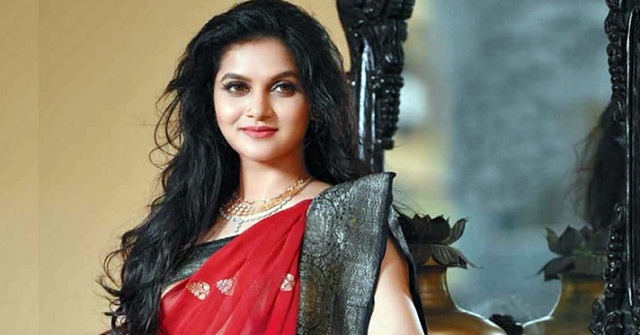 মিথিলার স্ট্যাটাসে ‘আপত্তিকর’ মন্তব্য