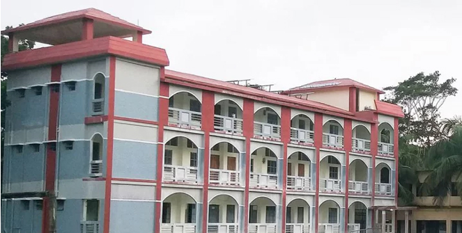 মুলাদীতে ভূয়া সনদ ধরা পড়ায় শিক্ষক পলাতক, বিপাকে শিক্ষার্থীরা 