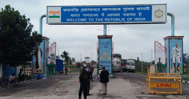 বেনাপোলে ১০ ঘণ্টার বেশি আমদানি-রপ্তানি বন্ধ করলো ভারত 